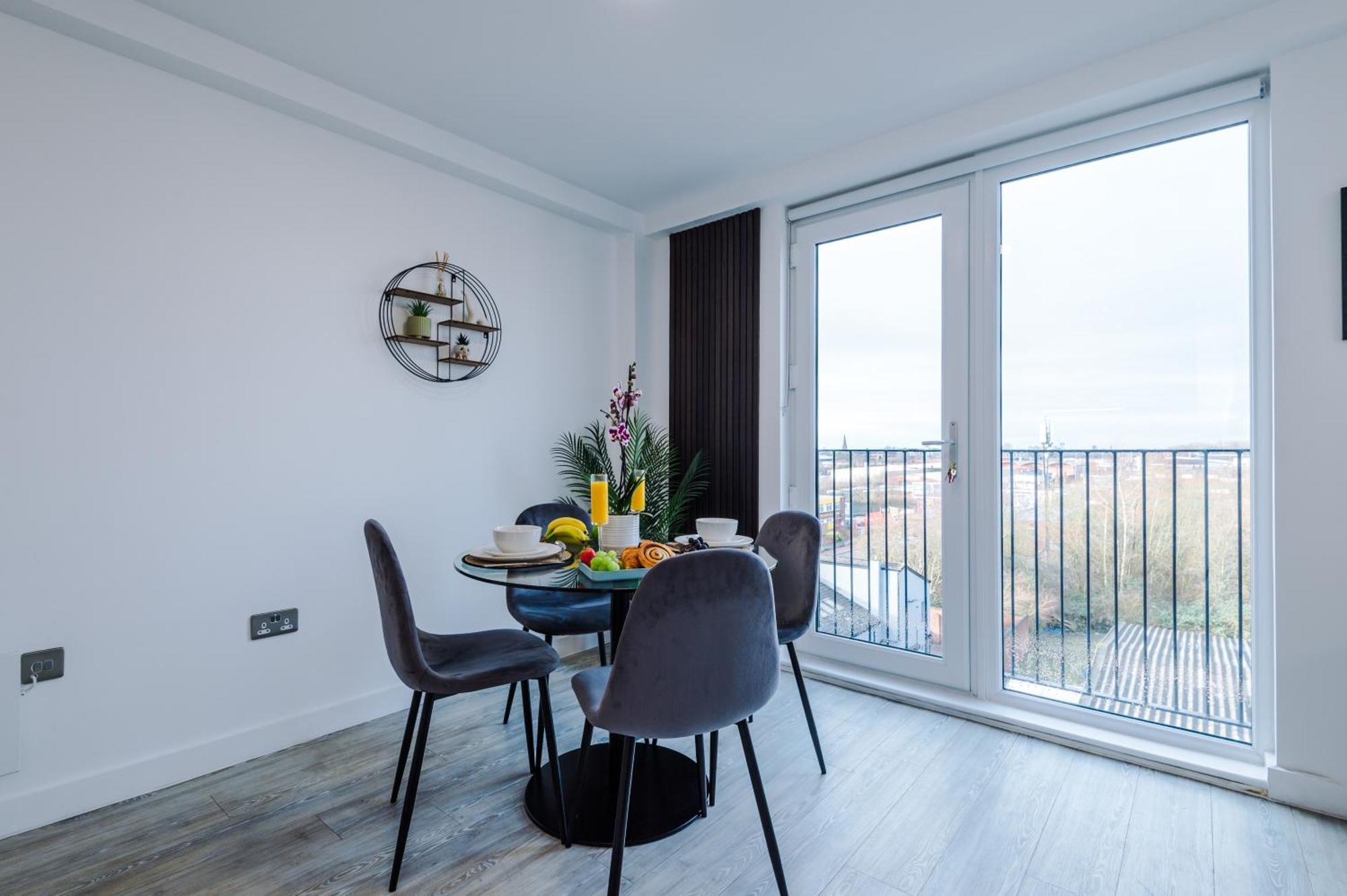 Cosy 2 Bed N Centre & Mediacity * Manchester